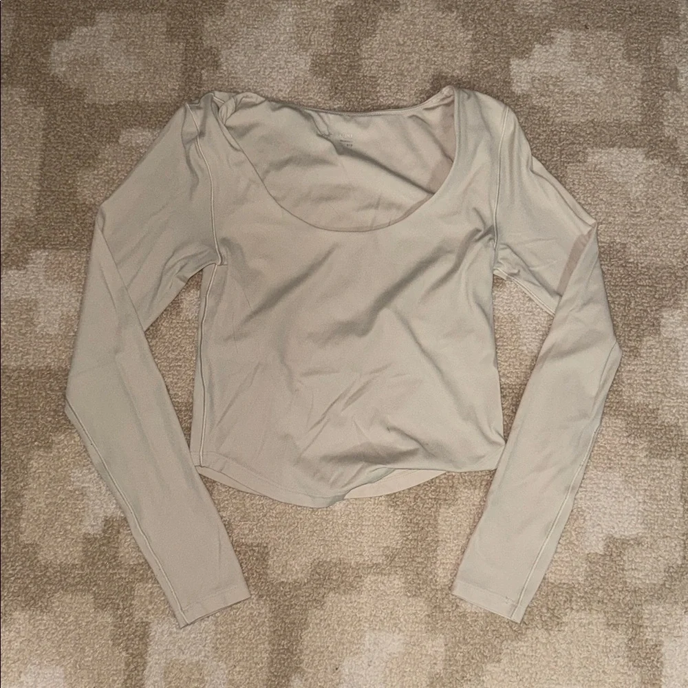 Cream aerie athleisure top - Picture 1 of 3
